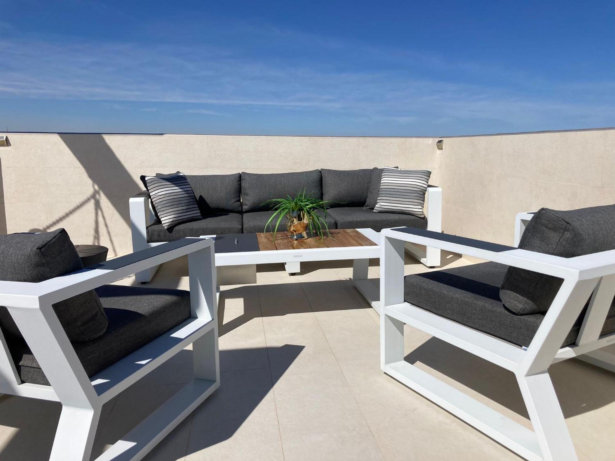 Апартаменты Modern Penthouse With Sea View Cabo Roig Dehesa de Campoamor  Экстерьер фото