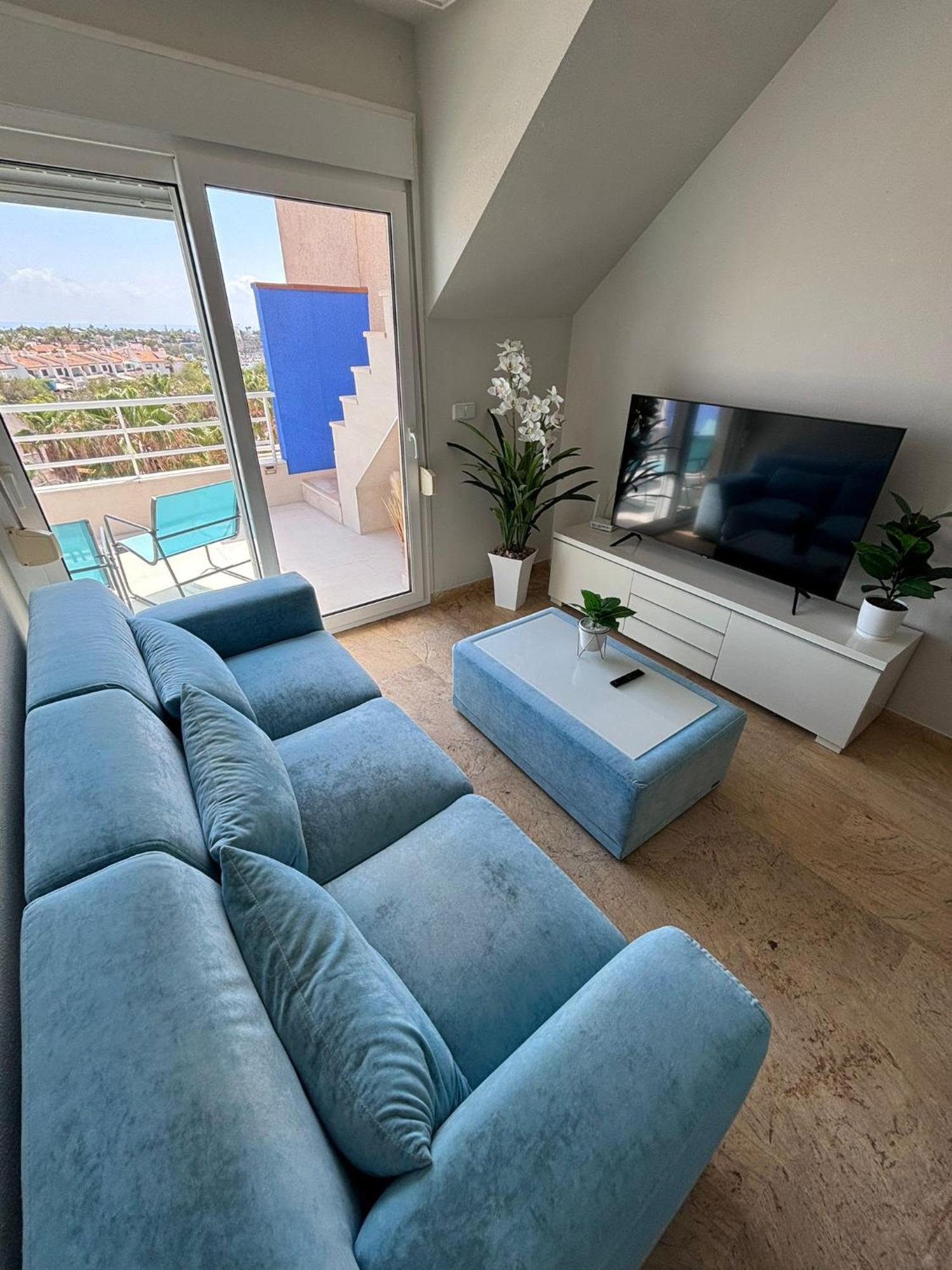 Апартаменты Modern Penthouse With Sea View Cabo Roig Dehesa de Campoamor  Экстерьер фото